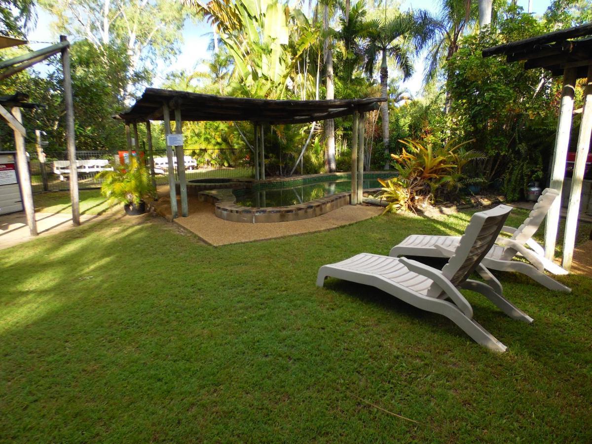 Balgal Beach Units Rollingstone Extérieur photo