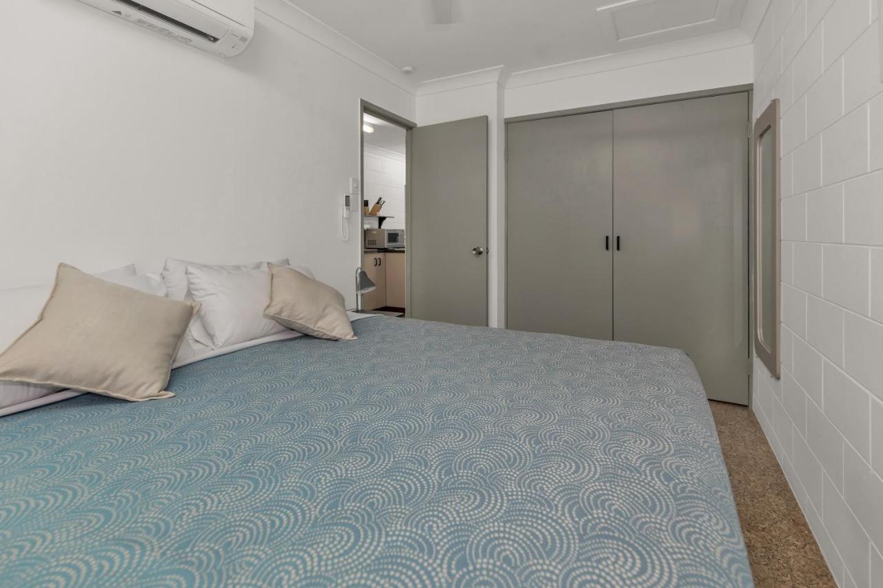 Balgal Beach Units Rollingstone Extérieur photo