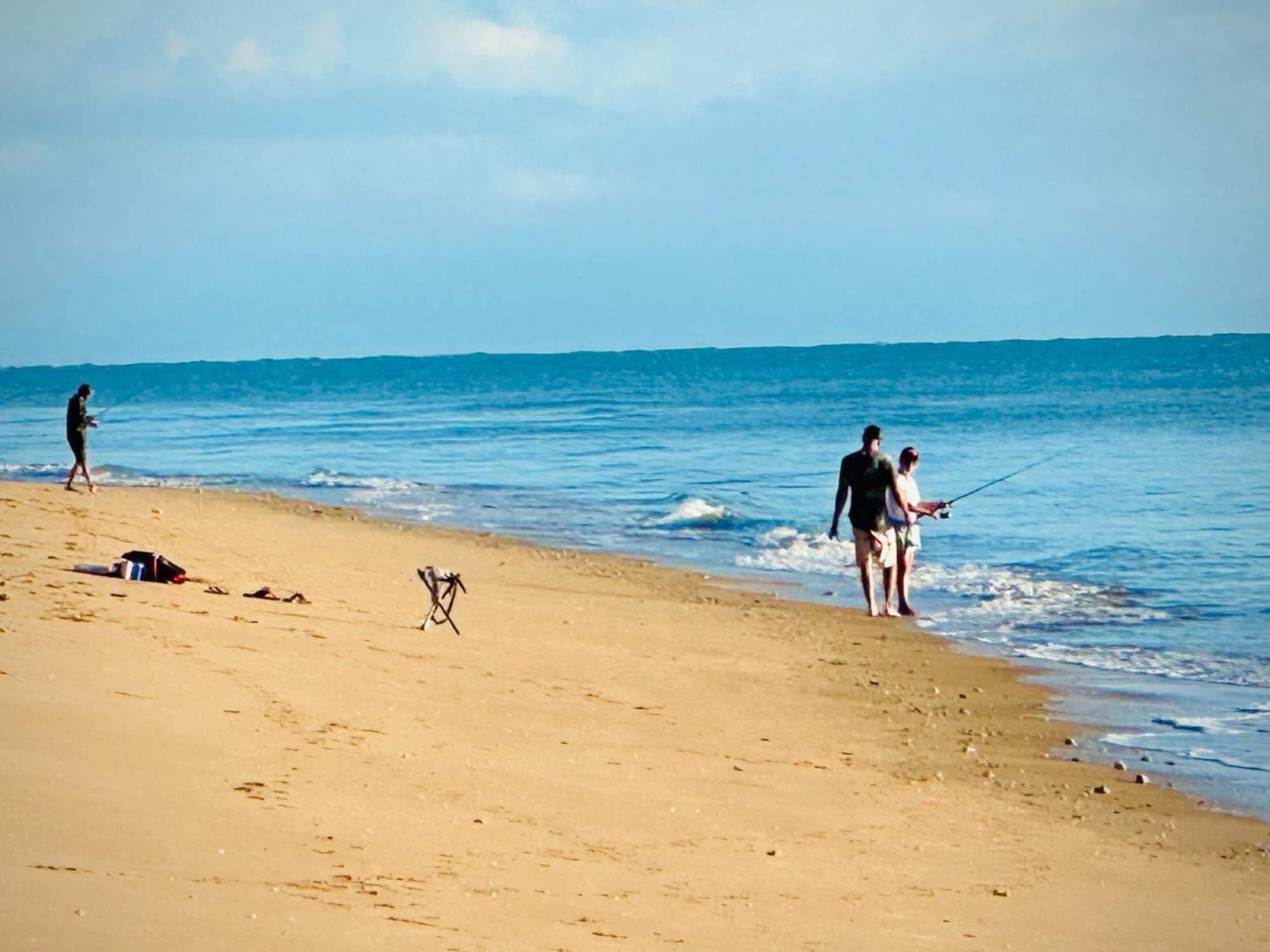 Balgal Beach Units Rollingstone Extérieur photo